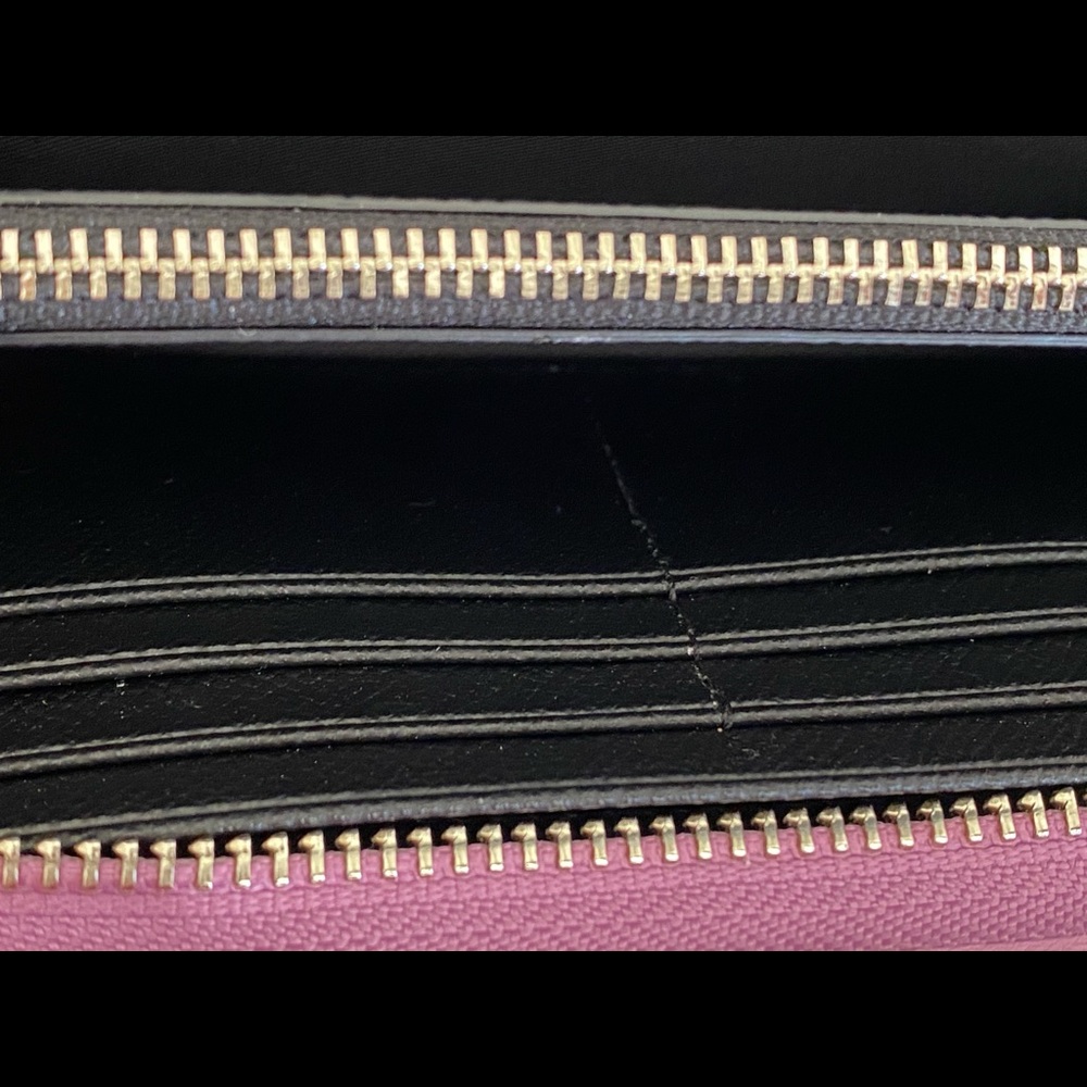 COACH GARY BASEMAN PURPLE ACCORDION WALLET - Picture 13 of 14